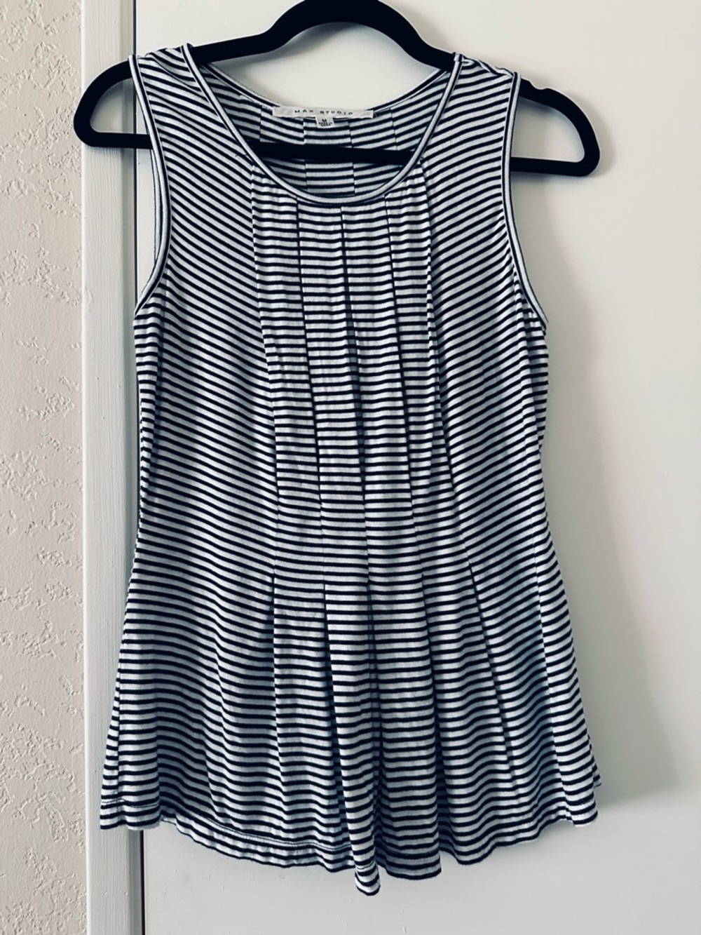 Max Studio Black and White Striped Sleeveless Knit Top